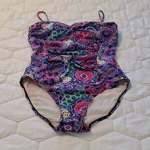 Assets by Sara Blakely Spanx 1 pc Swimsuit Size L